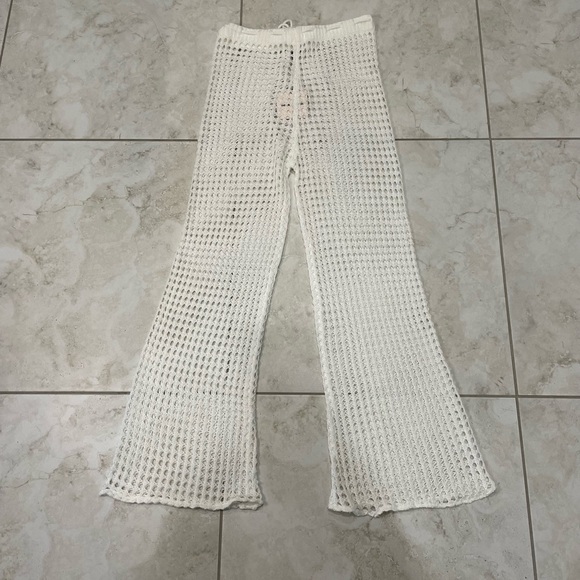 Superdown White Crochet Pants NWT - Picture 10 of 10